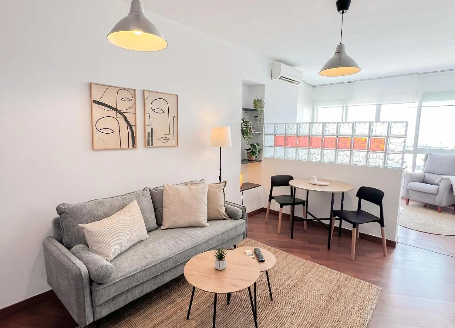Beautiful Flat With Sea Views La Torre contacts